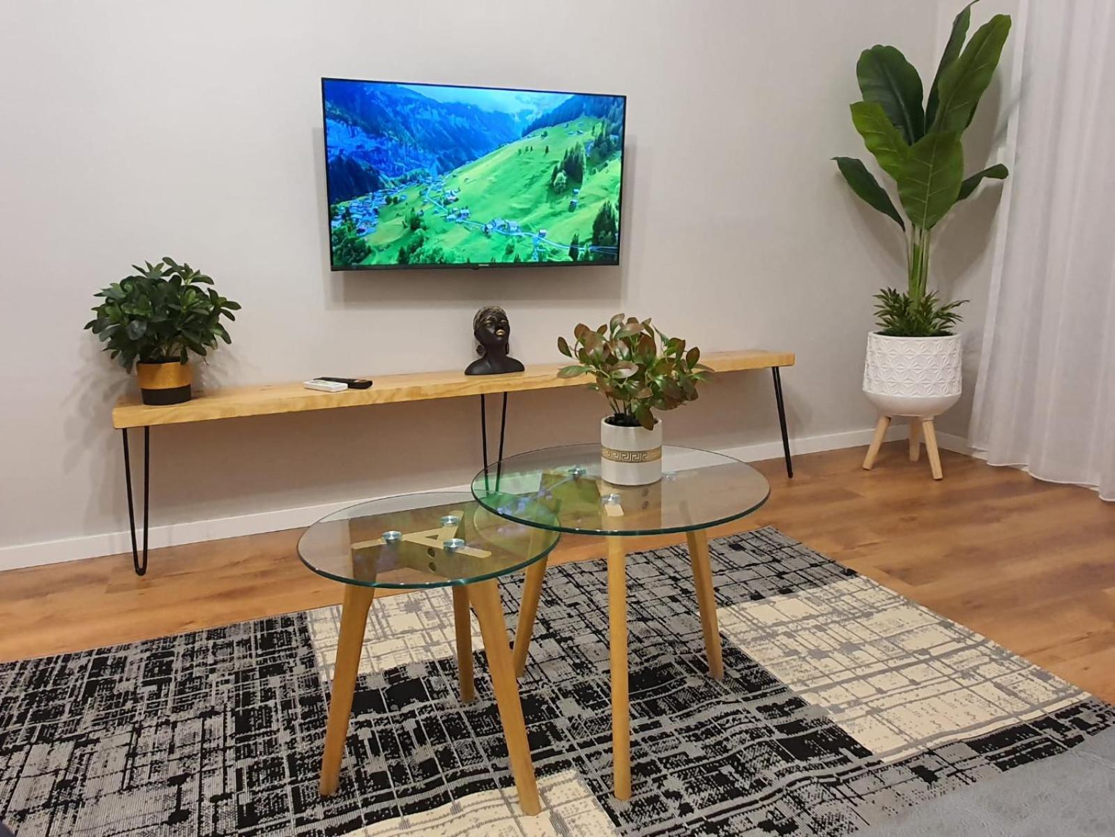 Center Of Tirana Enes'S Apartments ภายนอก รูปภาพ
